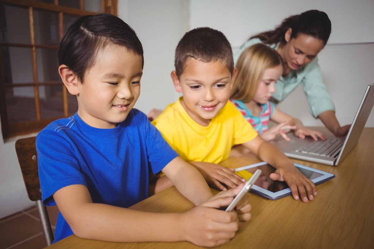 The Pros and Cons of Integrating Technology in the Classroom